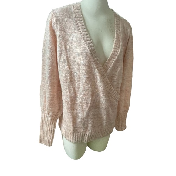 Kinsie peach metallic sweater Size small - Picture 10 of 13